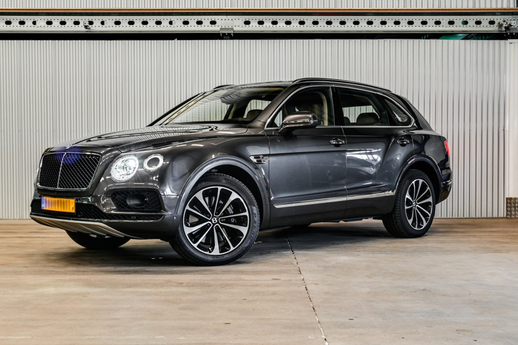 Bentley Bentayga Nightvision|ACC|Stoelvent